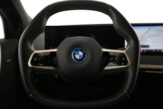 https://vehicle.imgix.net/4423252/7fdc57e5-93a4-42fe-b8ec-82e163f77a06.jpg