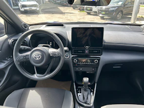 Fahrzeugbild TOYOTA Yaris Cross 1.5 VVT-i HSD Premium AWD-i