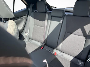 https://vehicle.imgix.net/4423259/8af82c54-951d-4afd-91ae-b5b55709b4e5.jpg