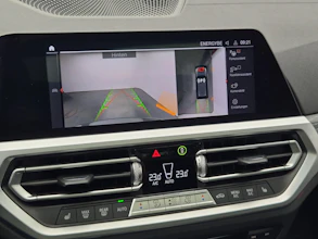 https://vehicle.imgix.net/4423292/67871257-a377-4f64-a0e7-cecc71070979.jpg