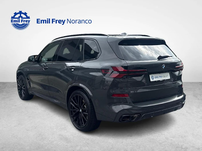 immagine del veicolo BMW X5