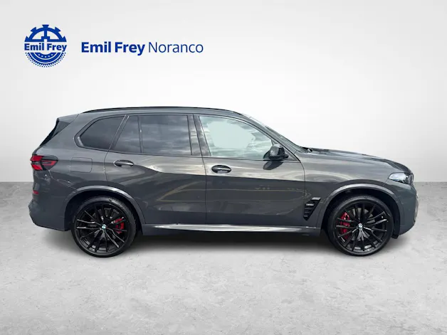 BMW X5 M60i xDrive - Gancio di traino incluso