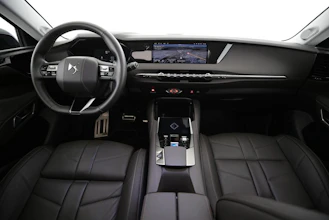 https://vehicle.imgix.net/4423333/84c0d2d9-05fb-4100-9662-a57e314ec8f9.jpg