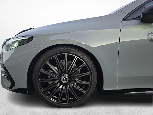 MERCEDES-BENZ CLA 220 4MATIC AMG Line