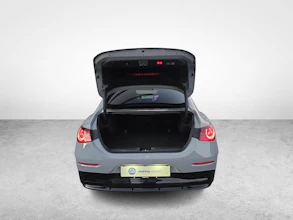 https://vehicle.imgix.net/4423345/86bff36f-86d9-47b1-ada4-1188352a4068.jpg