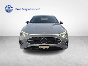 Fahrzeugbild MERCEDES-BENZ CLA 220 4MATIC AMG Line