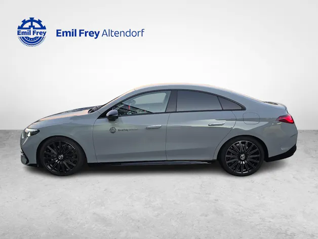 MERCEDES-BENZ CLA 220 4MATIC AMG Line