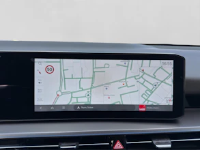 https://vehicle.imgix.net/4423362/411e4a77-1683-4681-91d3-5760336379c1.jpg