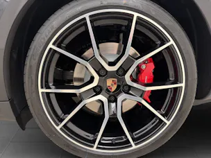 Porsche Taycan 4S Sport Turismo Black Edition