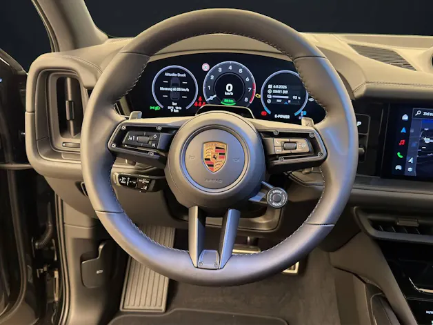 Porsche Cayenne S E-Hybrid Black Edition