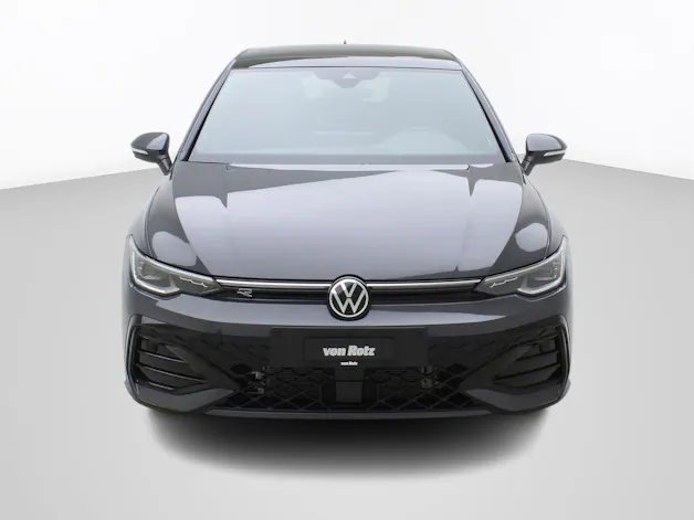 VW Golf 8 1.5 eTSI DSG R-Line