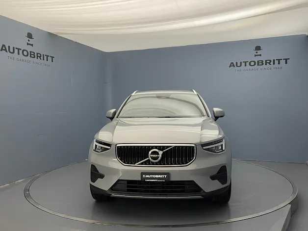 VOLVO XC40 2.0 B3 MH XCITE