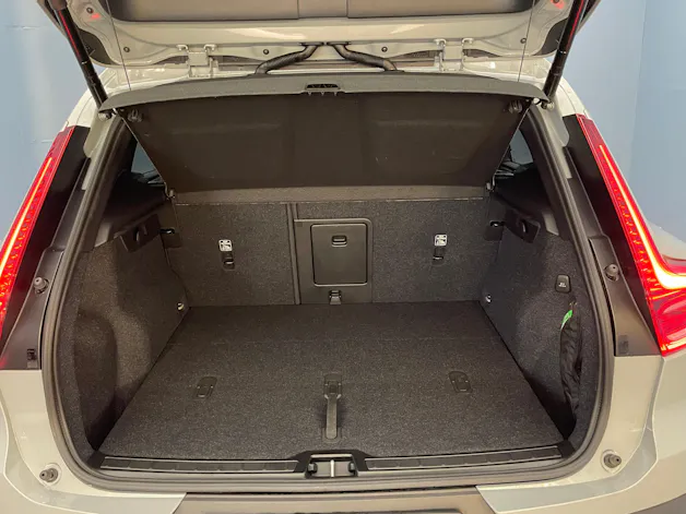 VOLVO XC40 2.0 B3 MH XCITE