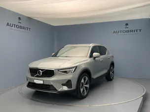 VOLVO XC40 2.0 B3 MH XCITE
