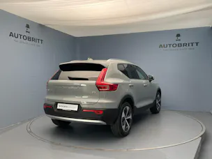 VOLVO XC40 2.0 B3 MH XCITE