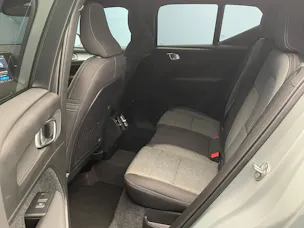 VOLVO XC40 2.0 B3 MH XCITE
