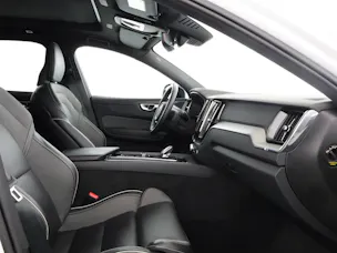 VOLVO XC60 2.0 T8 TE Plus Dark eAWD