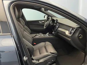 VOLVO XC60 2.0 T6 TE Black Edition eAWD
