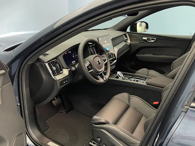 Volvo XC60 2.0 T6 TE Black Edition eAWD