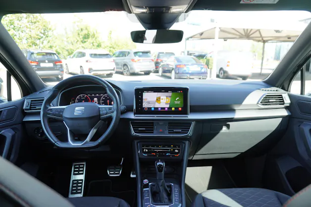 SEAT Tarraco 2.0TSI FR 4Drive DSG 7-PLÄTZER!!!