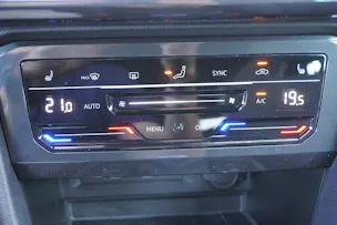SEAT Tarraco 2.0TSI FR 4Drive DSG 7-PLÄTZER!!!