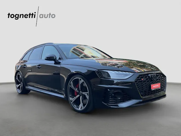 Audi RS4 Avant quattro tiptronic