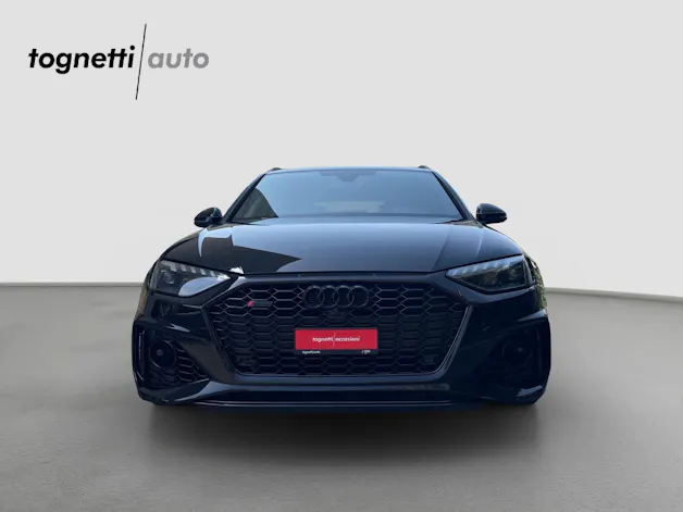 Audi RS4 Avant quattro tiptronic