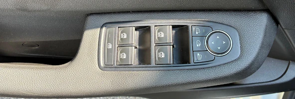 Fahrzeugbild 6 Fahrzeugbild 6