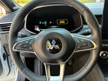 MITSUBISHI COLT 8
