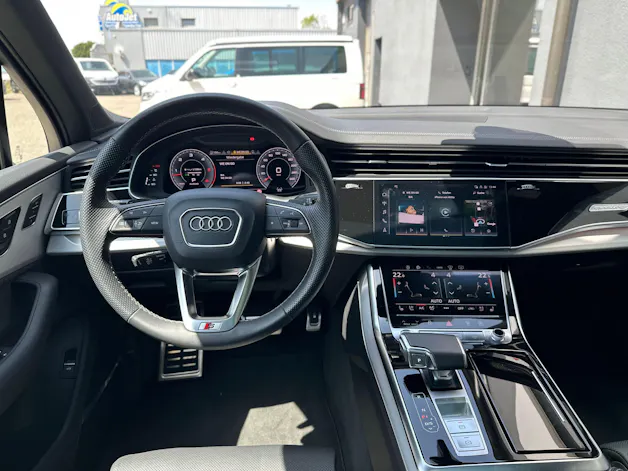 Audi Q7 50 TDI quattro S Line tiptronic