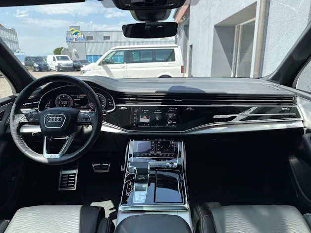 Audi Q7 50 TDI quattro S Line tiptronic