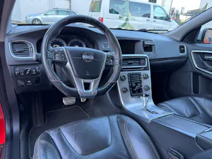 VOLVO V60 T6 AWD R-Design Geartronic
