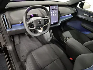 VOLVO EX30 P8 Ultra XCENTRIC Black Edition AWD