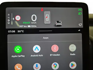 VOLVO EX30 P8 Ultra XCENTRIC Black Edition AWD