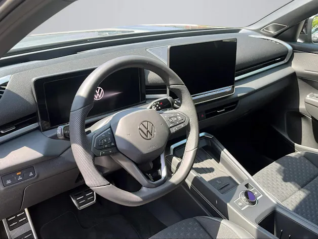 VW T-Roc 1.5 eTSI mHEV R-Line DSG