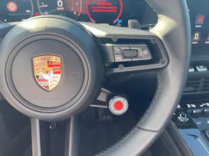 PORSCHE 911 Carrera GTS