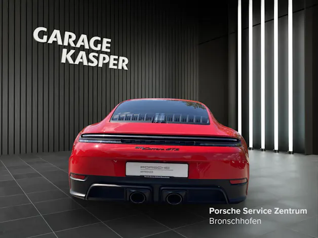 Porsche 911 Carrera GTS
