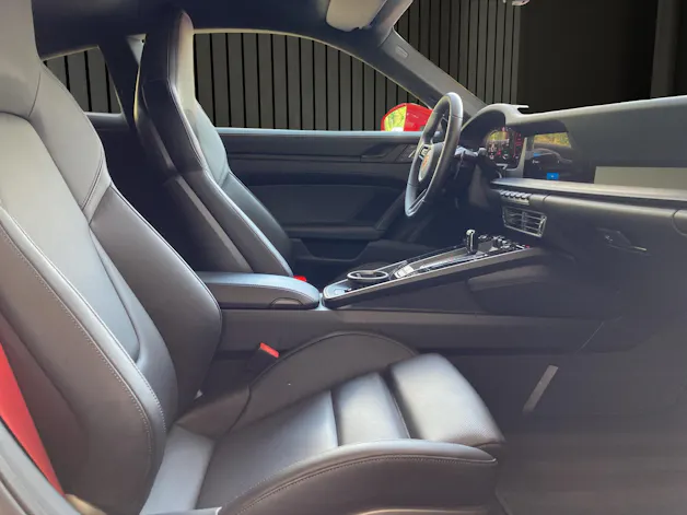 Porsche 911 Carrera GTS