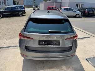 SKODA Octavia Combi 2.0 TDI DSG Style 4x4