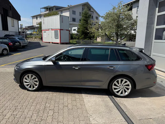Škoda Octavia Combi 2.0 TDI DSG Style 4x4