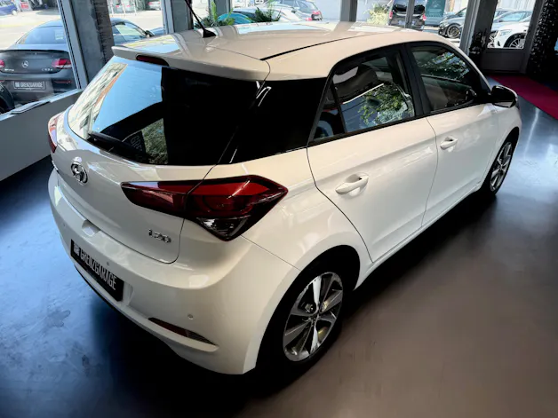 Hyundai i20 1.4 Vertex Automatic