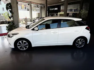 HYUNDAI i20 1.4 Vertex Automatic