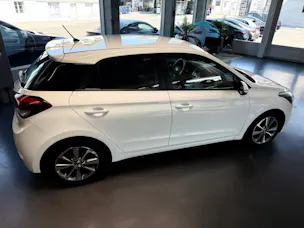 HYUNDAI i20 1.4 Vertex Automatic