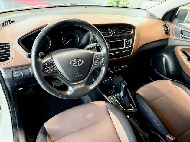 Hyundai i20 1.4 Vertex Automatic
