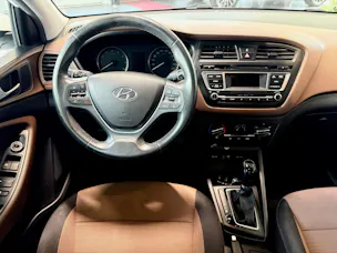 HYUNDAI i20 1.4 Vertex Automatic