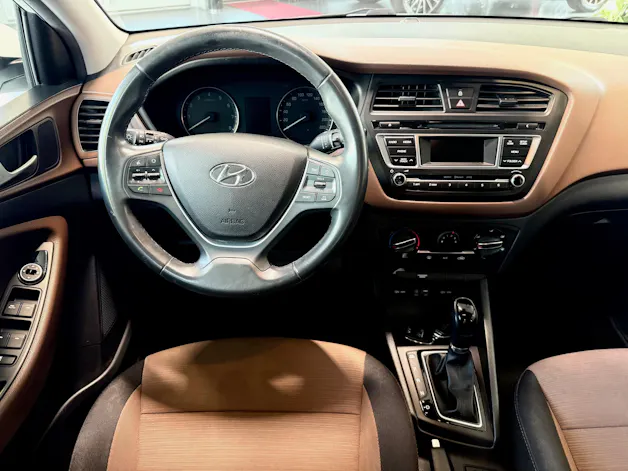 Hyundai i20 1.4 Vertex Automatic