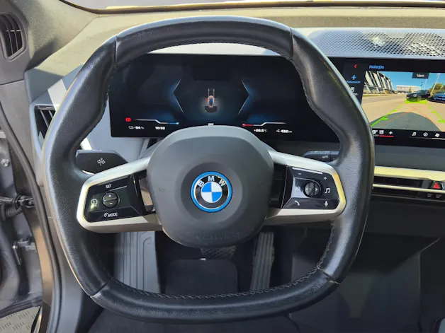 BMW iX M60
