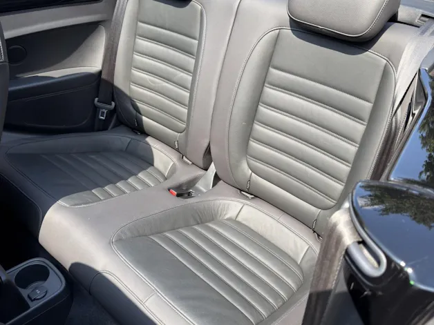 VW Beetle Cabrio 2.0 TSI BMT Sport DSG