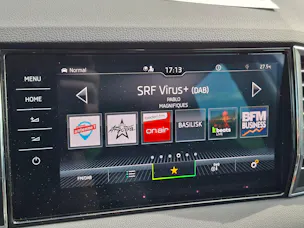 SKODA Karoq 2.0 TDI CR Style 4x4 DSG *Anhängerkup.+Winterkomplettrad*