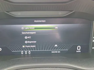 SKODA Karoq 2.0 TDI CR Style 4x4 DSG *Anhängerkup.+Winterkomplettrad*